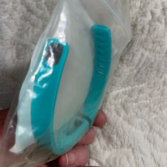 Free with purchase- NEW Fitbit Teal Band/ Bracelet. - Picture 2 of 3